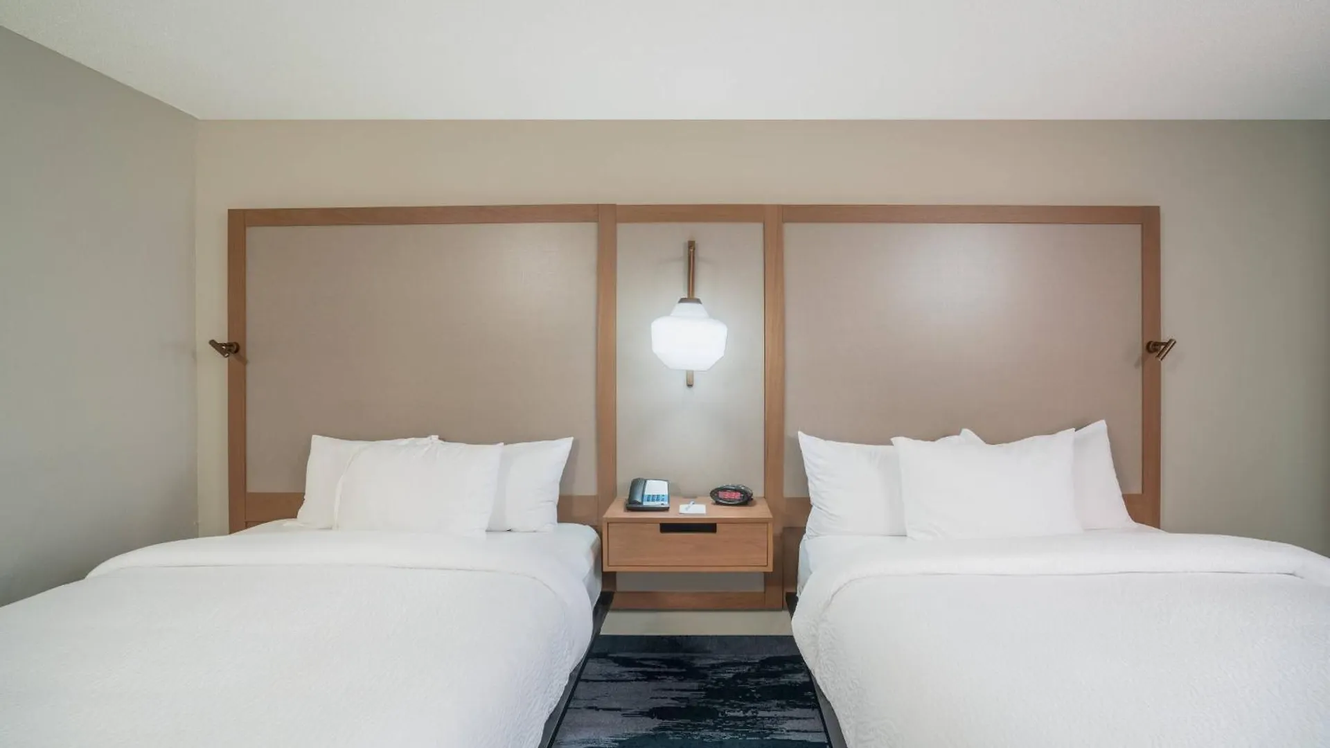 Fairfield Inn & Suites Memphis I-240 & Perkins
