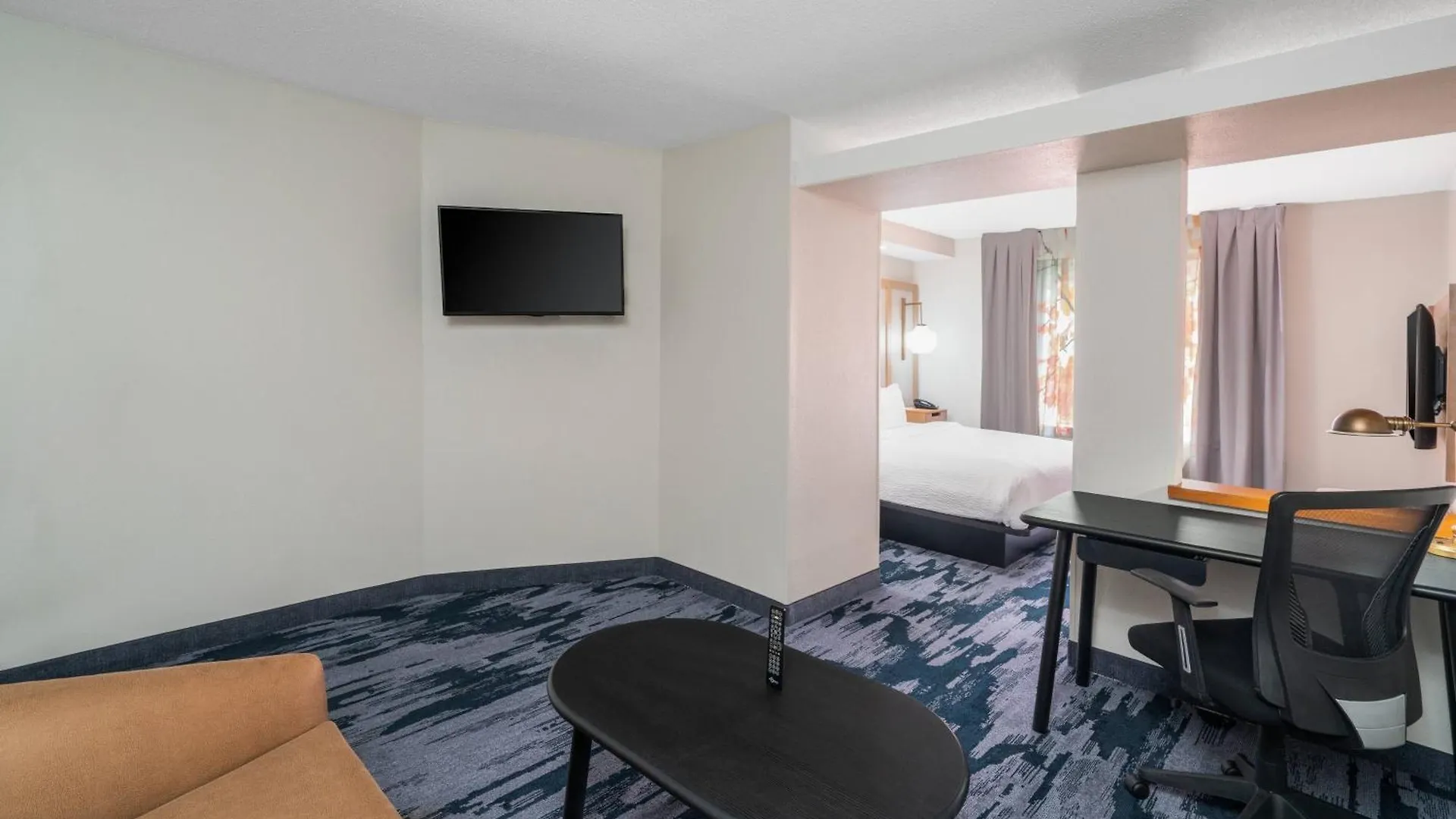 Fairfield Inn & Suites Memphis I-240 & Perkins 3*,