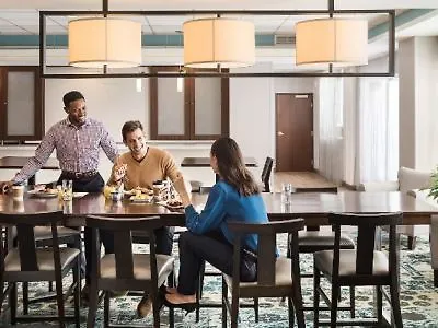 Fairfield Inn & Suites Memphis I-240 & Perkins Hotel