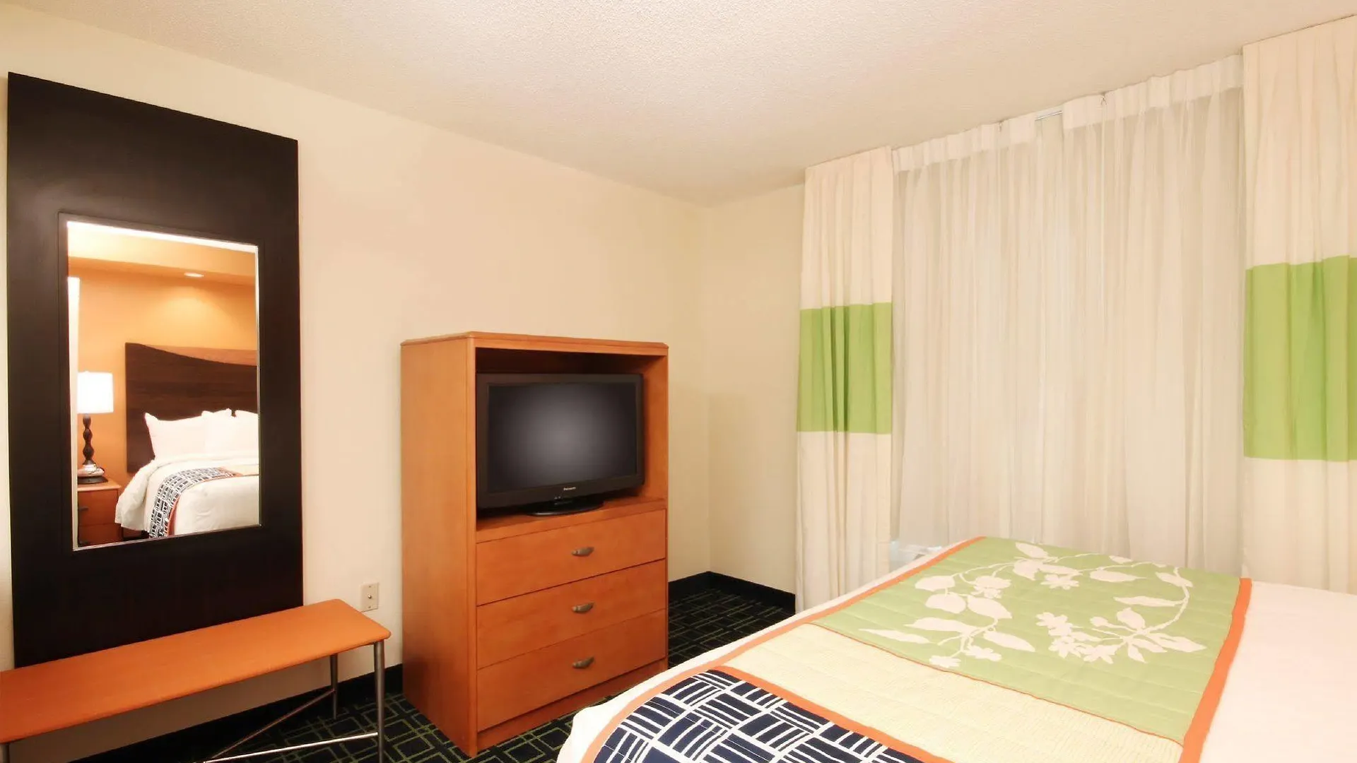 Fairfield Inn & Suites Memphis I-240 & Perkins