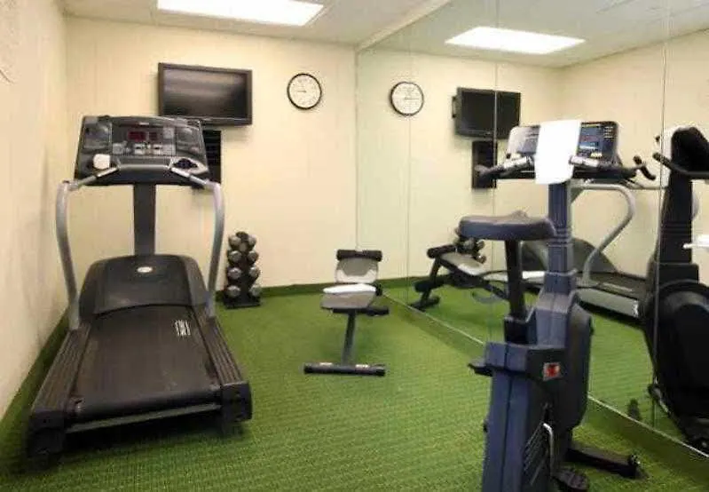 Fairfield Inn & Suites Memphis I-240 & Perkins Hotel
